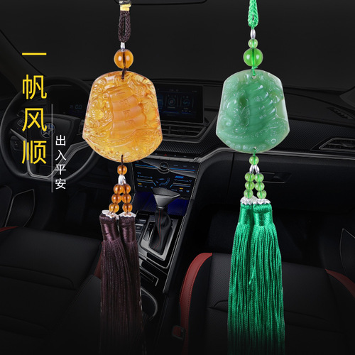 Car pendants, crystal sailboats, car pendants, interior accessories, smooth sailing gifts, insurance company pendants, wholesale