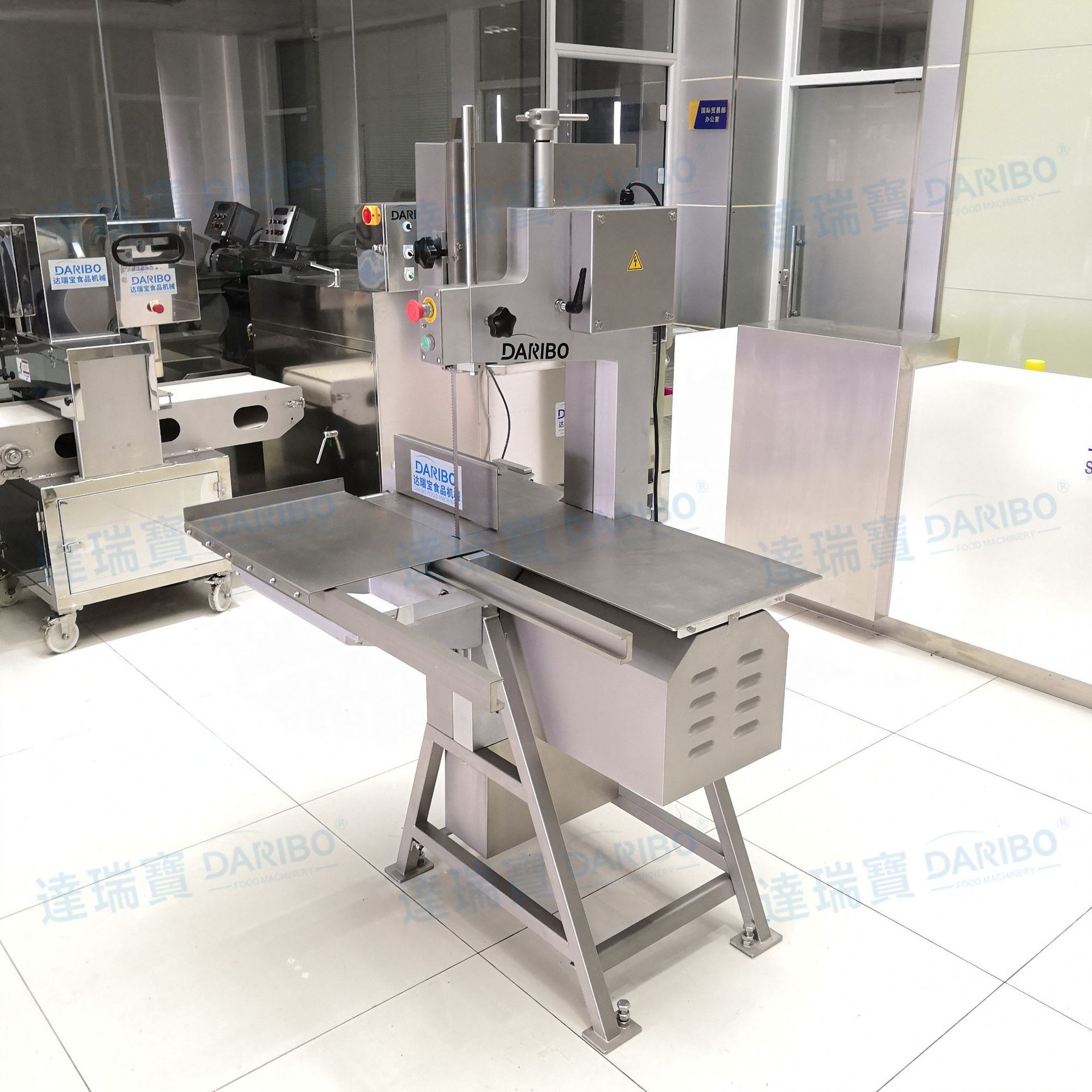 *电动商用多功能锯骨机 冷冻肉排骨头大型肉类鱼类冻品切块切段