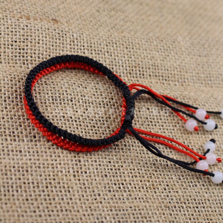 Braided Red Rope Bracelet Corn Knot Bracelet Hand-woven Red Rope Zodiac Year Dragon Boat Festival Bracelet Wholesale Braided Red Rope Bracelet Corn Knot Bracelet Hand-woven Red Rope Zodiac Year Dragon Boat Festival Bracelet Wholesale