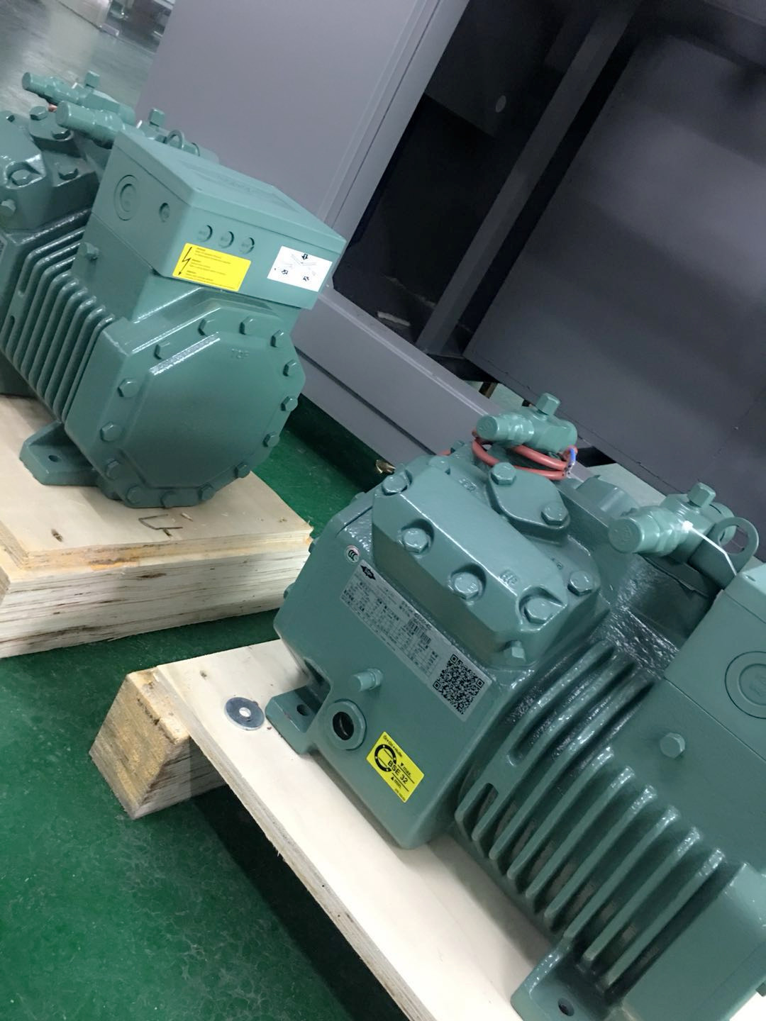 非标冷热冲击箱，不锈钢冷热冲击试验箱