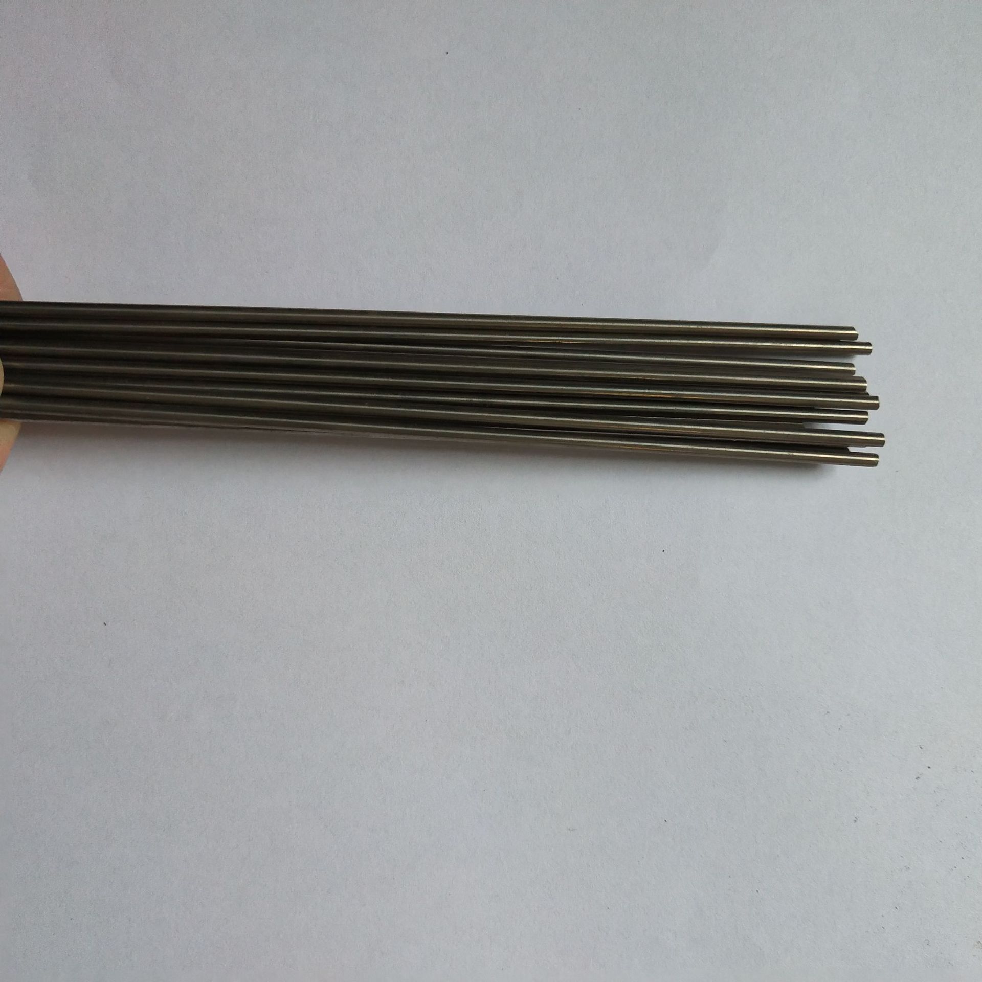 供应YL10.2/Φ1.6*100mm (可定做）钨钴合金棒 钨钢圆棒 钨钢针