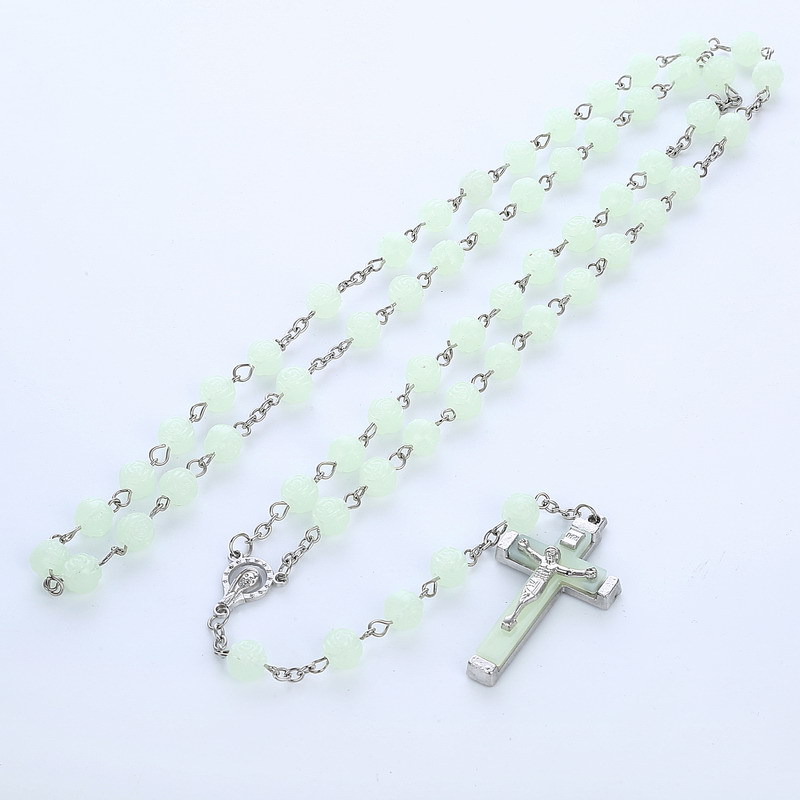Cross Pattern Unisex Gender Beaded, Luminous Design Retro Simple Style Cross Arylic Alloy Pendant Necklaces Wholesale