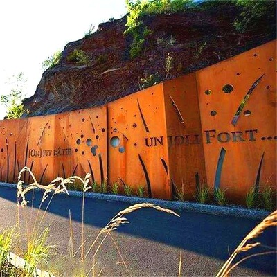 红锈做旧耐候钢板景观Q235NH耐候钢板现货折弯镂空雕刻景墙屏风