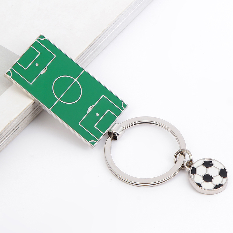 Metal keychain key chain rotating football personality football field key chain promotion small gift LOGO can be fixed Metal keychain key chain rotating football personality football field key chain promotion small gift LOGO can be fixed
