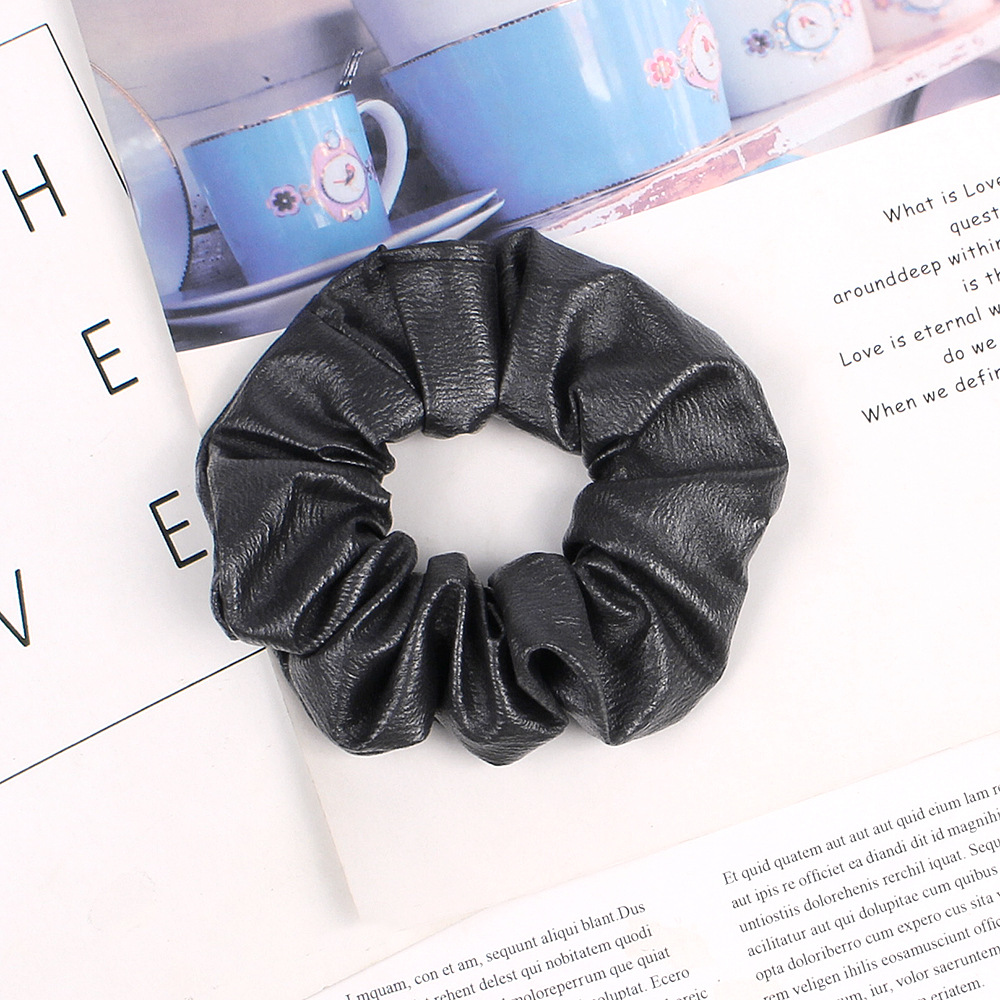 New Fashion Leather Metal Pu Fabric Cheap Scrunchies Wholesale display picture 1