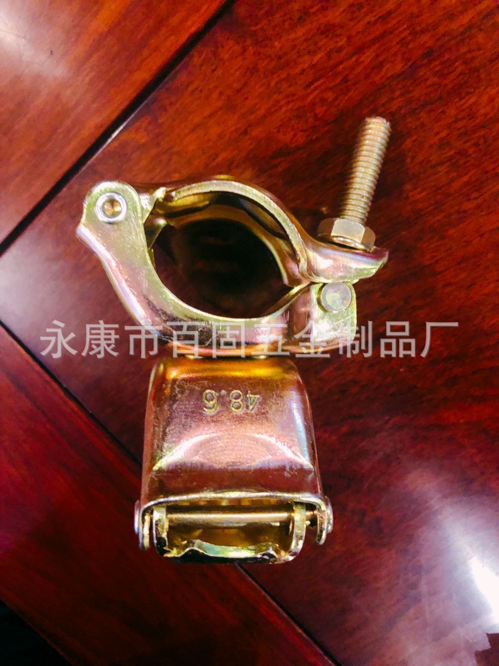 供应全新脚手架冲压扣件。扣件。冲压扣件。钢板扣件。出口扣件。