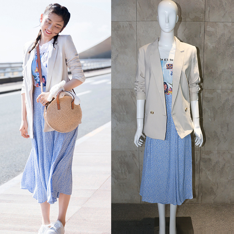 Costume femme en Mélange de fibres chimiques - Ref 3334913 Image 1