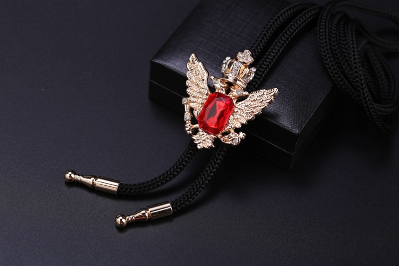 Moda coreana águila barroco polo corbata traje camisa joya pajarita collar ventas directas de la fábrica
