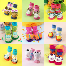 儿童袜鞋秋冬棉质卡通婴儿地板袜0-2岁可爱公仔宝宝学步鞋袜
