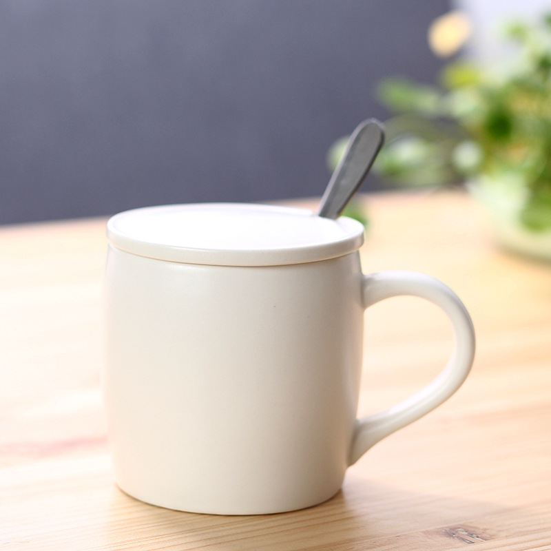 Taza de café de estilo europeo extra grande Taza de cerámica Taza de agua Taza con almohadilla Cuchara para grabar texto LOGO