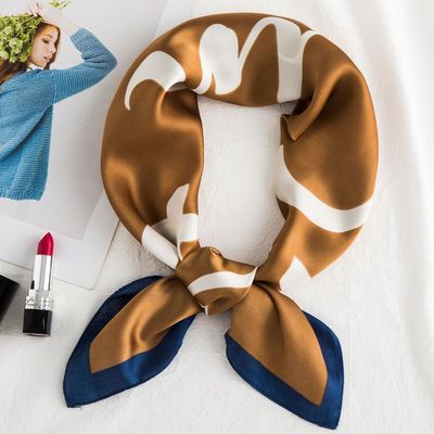 2020新款时尚小方巾丝巾女 韩版百搭装饰领巾春款仿真丝印花围巾