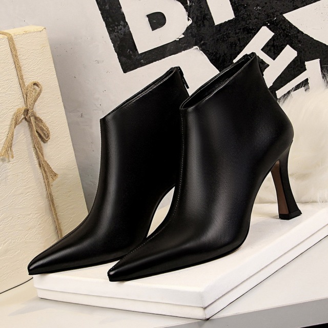 autumn and winter new women’s boots,fashionable,simple,thick heel