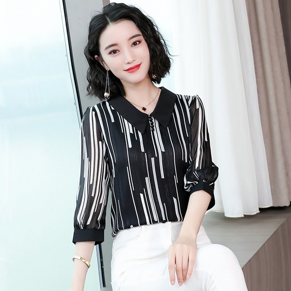 Chiffon shirt woman long sleeve loose Korean version of Hong Kong-flavored sweater temperament， fashionable temperament，
