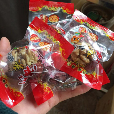 Xinjiang Jujube Walnut products Office snacks Independent packing dried fruit Walnut wholesale