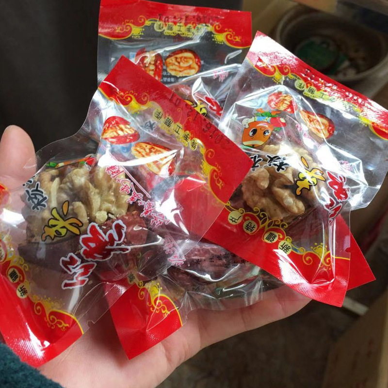 Xinjiang Jujube Walnut products Office snacks Independent packing dried fruit Walnut wholesale