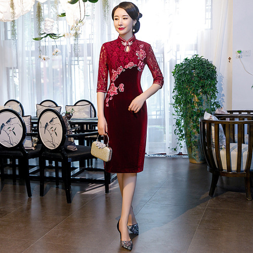 Chinese Dress Qipao for women Gold velvet embroidered cheongsam banquet dress antique dress cheongsam