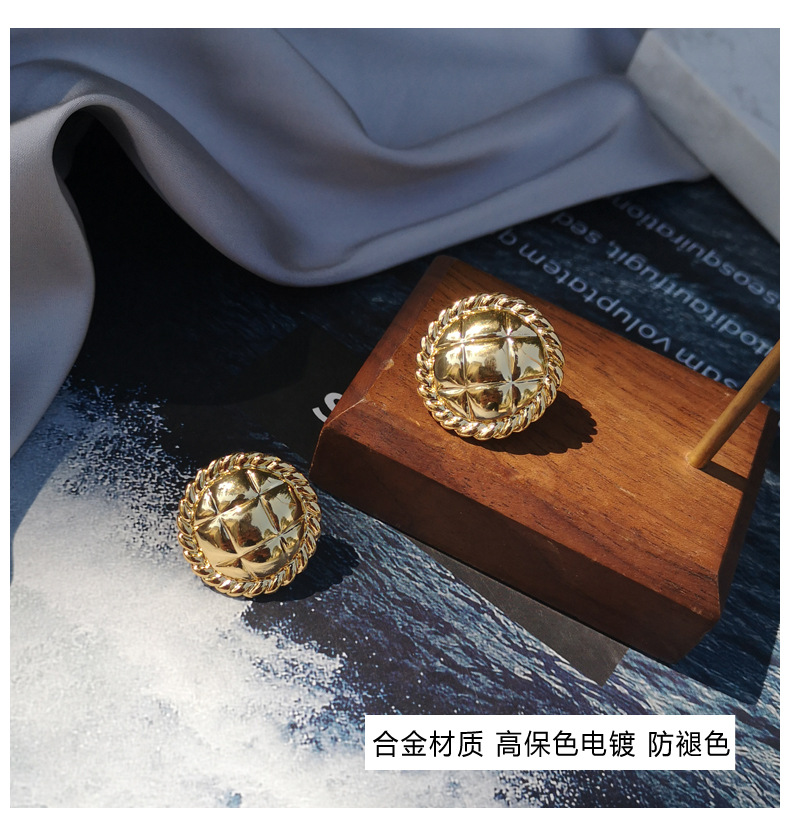 O1CN014466pe2I2vrJzzBEn_!!3207