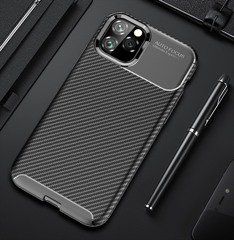 Suitable for iPhone 16 Pro Max Carbon Fiber Full Cover Beetle Phone Case 7 Plus Fashion Silicone Soft Case_voghion.com