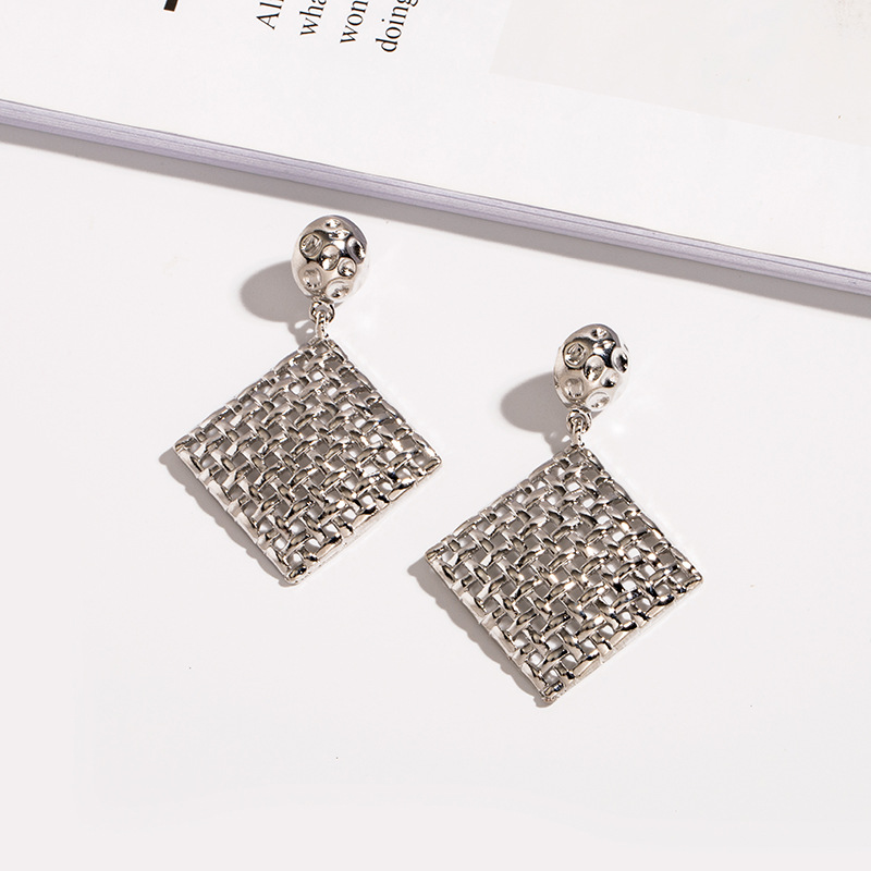 New Geometric Alloy Earrings display picture 6