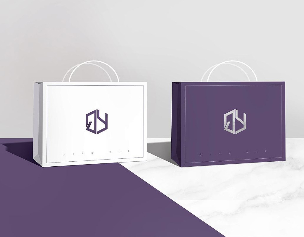 阿里巴巴诚信通企业可按您的要求批量订做覆膜白卡纸袋