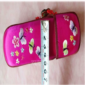 布艺绣品;刺绣工艺品;扇子