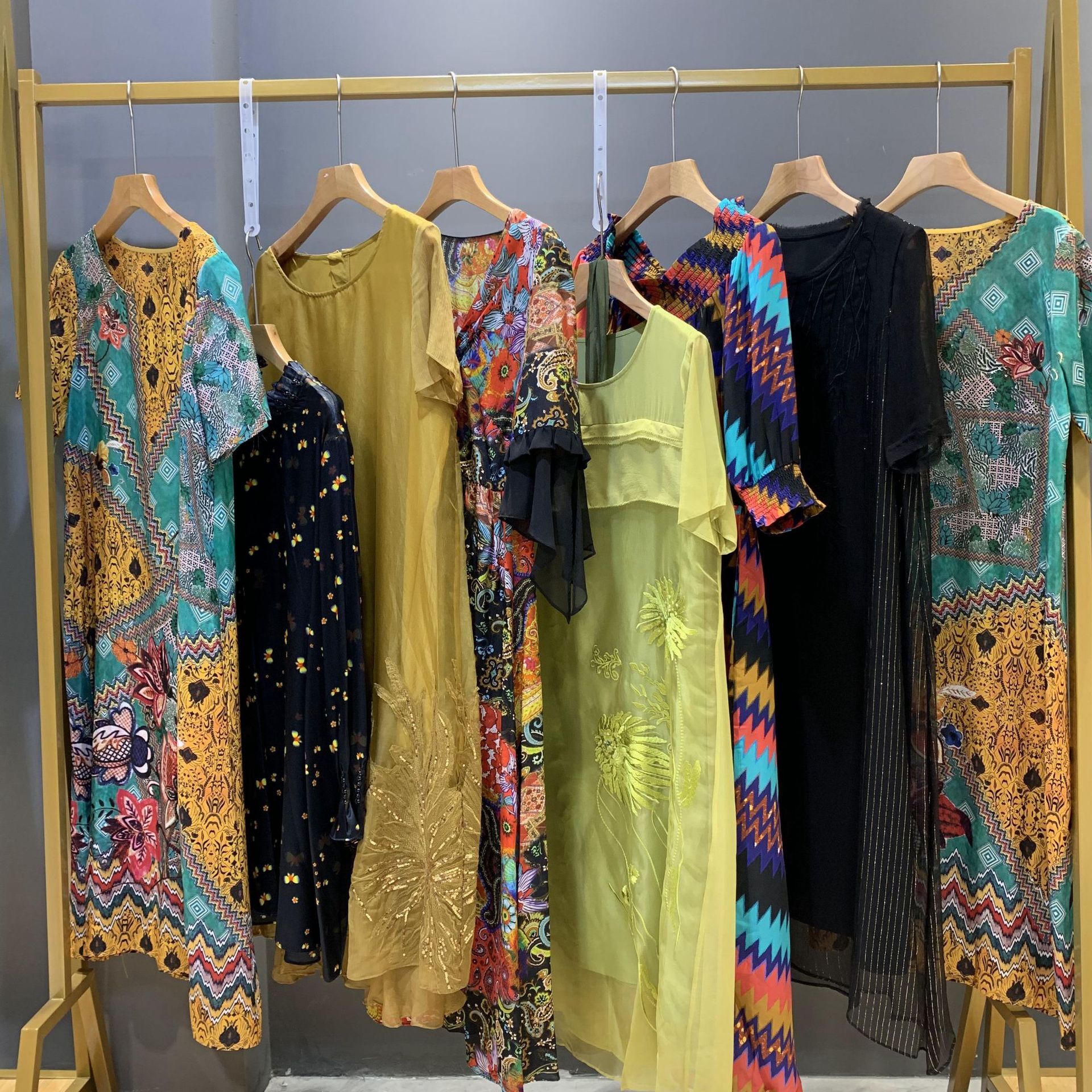 伊纳芙20品牌折扣女装冬原创设计师品牌折扣女装尾货走份朝花夕搭|ru