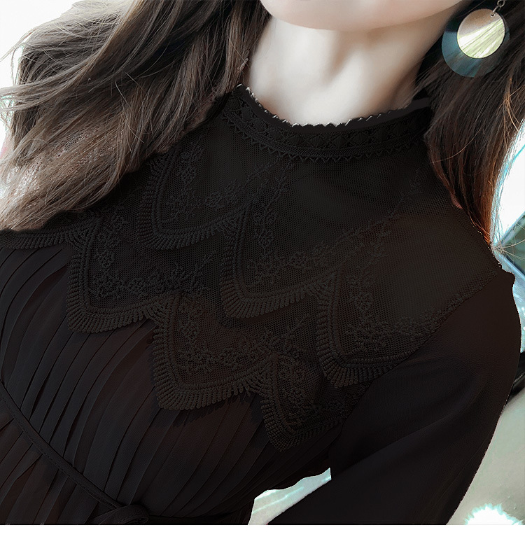 Maternity Dress Image 22