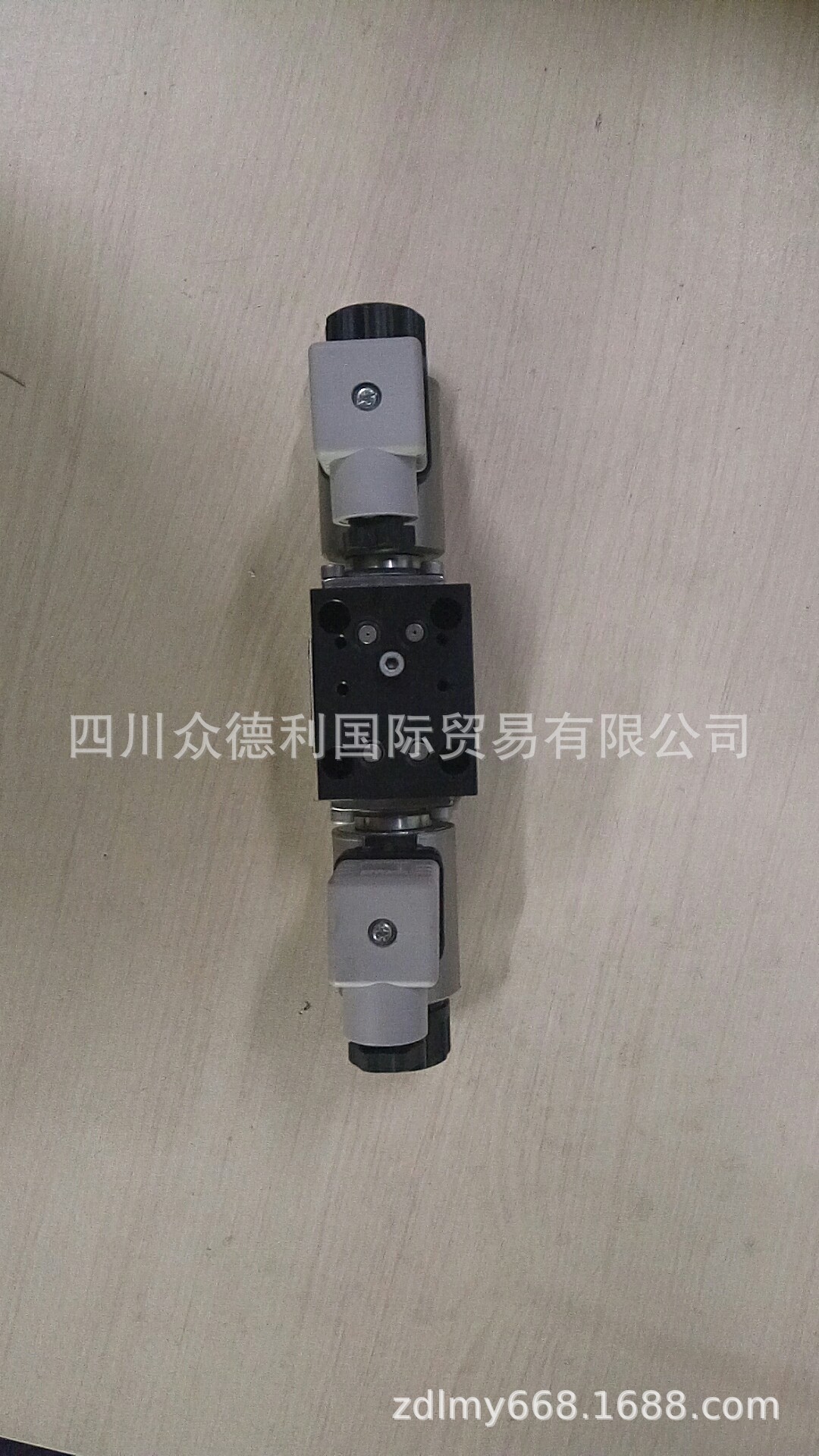 成都德国HAWE哈威NBVP16G/A7-GM24电磁换向阀现货实拍