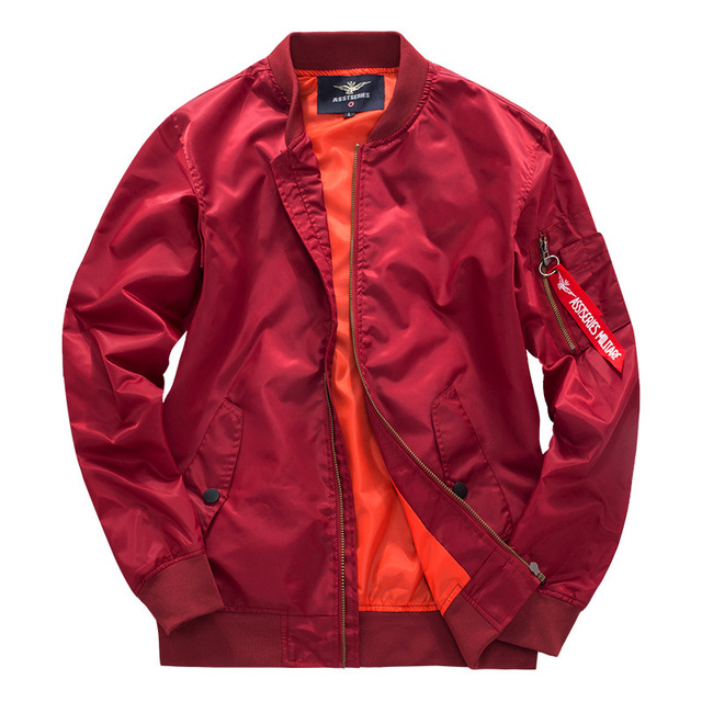 Men’s bomber jacket in spring and Autumn