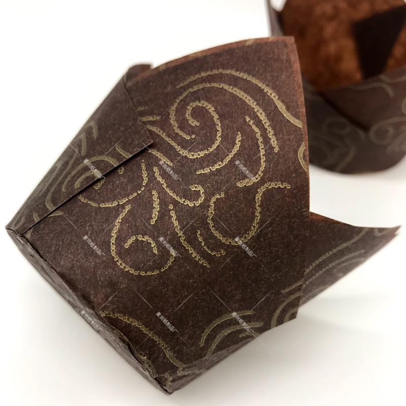 Europea de calidad alimentaria importada de alta temperatura resistente a prueba de aceite de papel Cupcake hornear oro ola marrón titular de papel de la torta