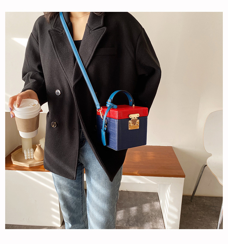 New Korean Autumn And Winter All-match Cross-body Small Square Fashion Shoulder Bag Wholesale display picture 9