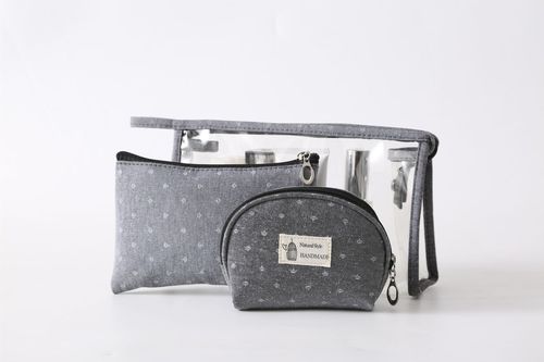 2019 Hot Selling Perspective PVC Cosmetic Bag Three-Piece Set Multi-Functional Travel Toiletries and Storage Bags Manufacturer