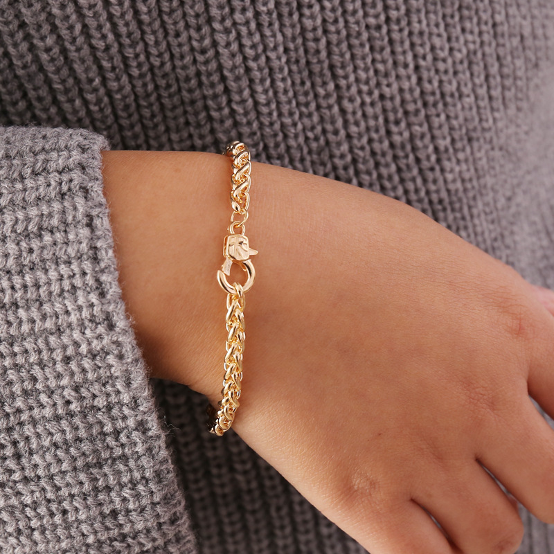 Fashion geometric thick chain tassel necklace