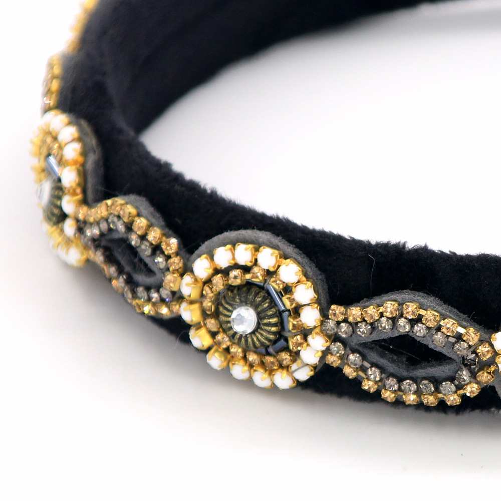 Retro Fashion Hand-woven Bead Alloy Rhinestone Headband Geometric Catwalk Headband Nihaojewelry display picture 5