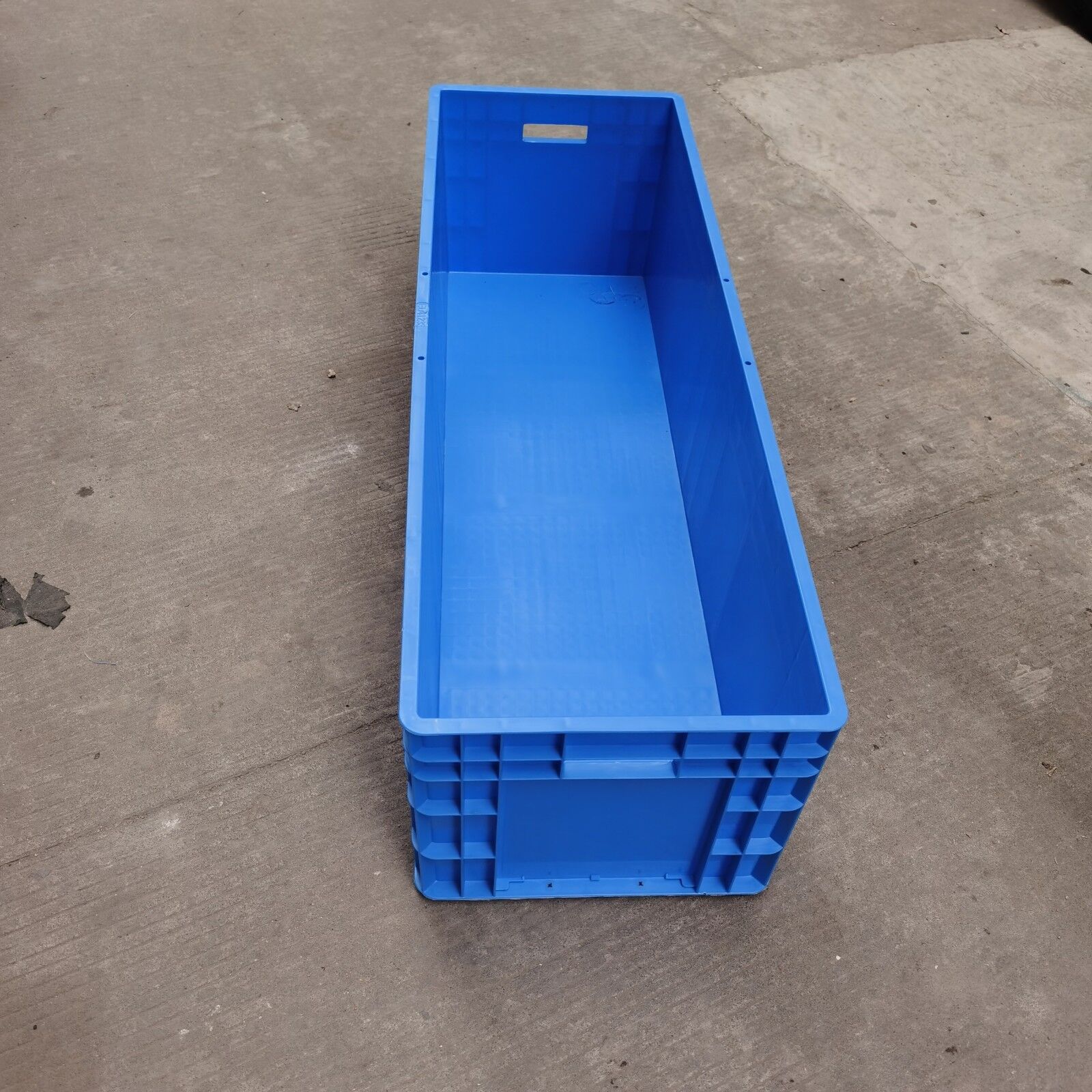 厂家供应蓝色周转箱 塑料欧标EU箱可堆叠eu工具箱灰色物流周转箱