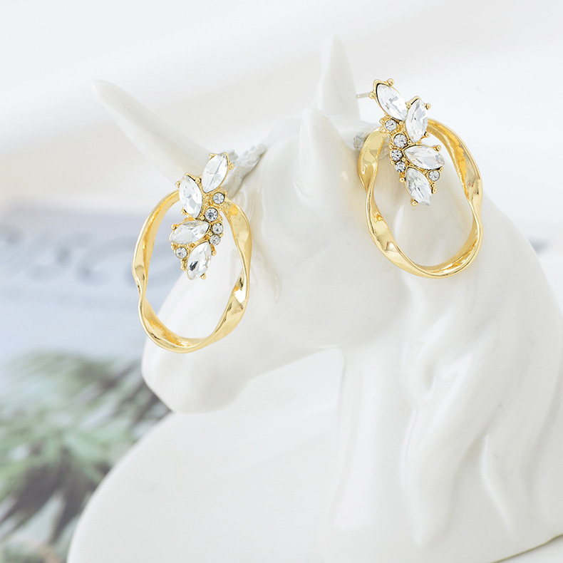 21 Neue Koreanische Stil Beliebte S925 Silber Volle Diamanten Kleine, Einfache Und Großzügige Temperament Ohrringe Ohrringe Frauen display picture 7