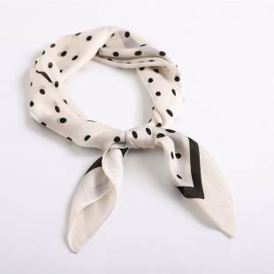 chicС�����z��Ů2019�n���bٴ�A�c�cӡ�����|�͹�С�^��