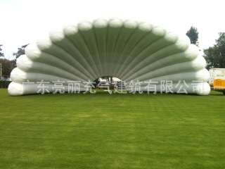 厂家白色防雨充气帐篷带灯光气模户外半圆形野营宣传广告