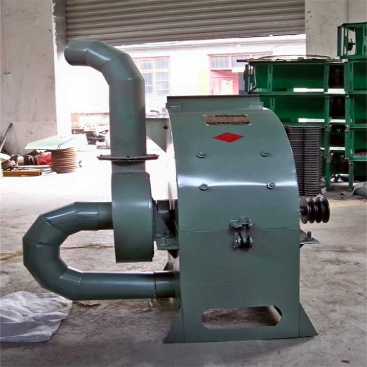 玉米秸秆饲料粉碎机 小型秸秆铡草机 干湿秸秆粉碎机