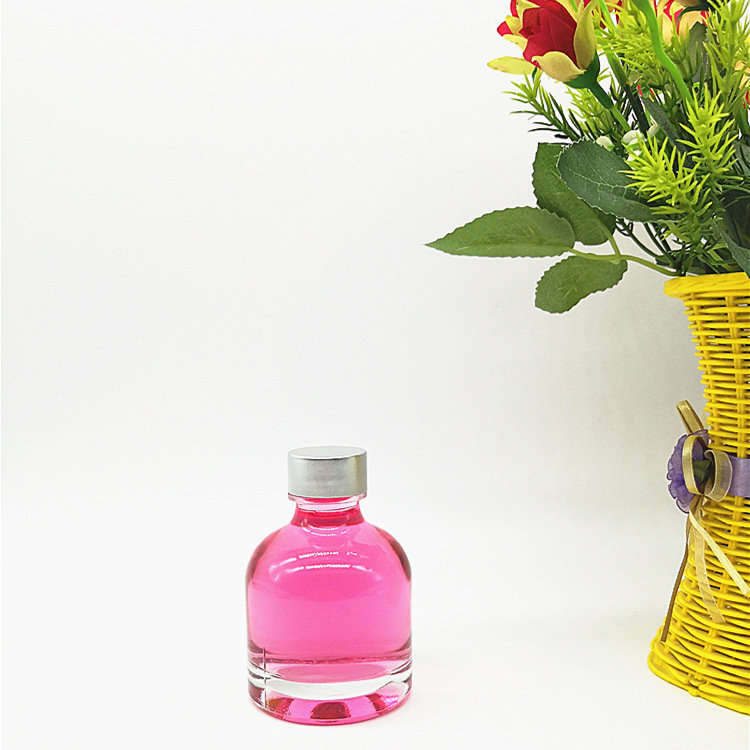 生产厂家直供125ml晶白料小白酒玻璃瓶 定制加工各种尺寸郓城瑞升