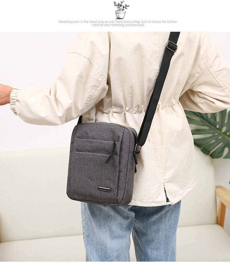 Men's Solid Color Oxford Cloth Zipper Shoulder Bag display picture 2