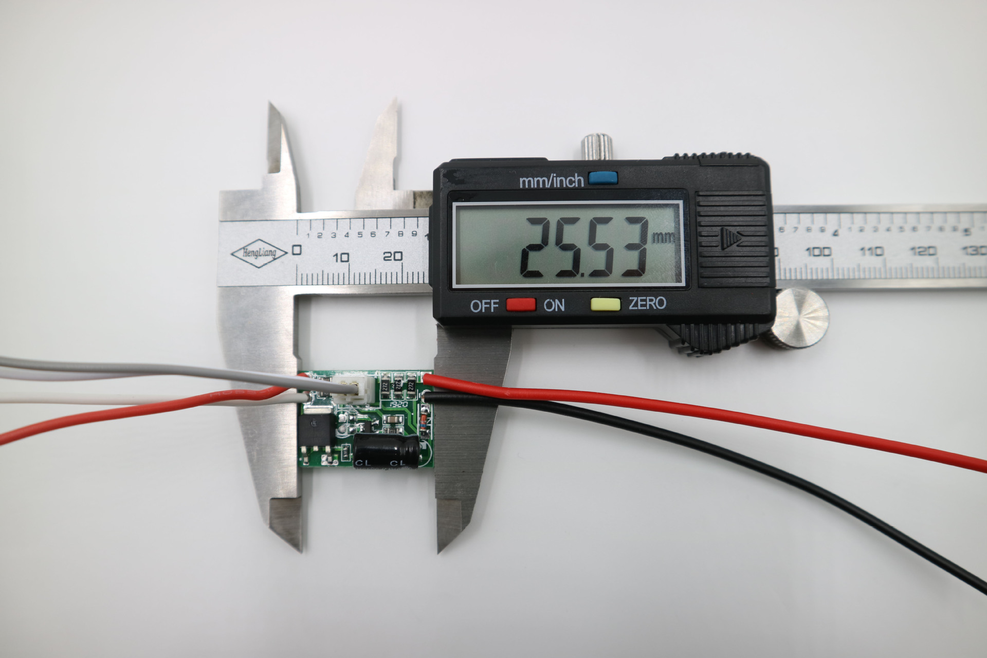 低压光控开关详情图1