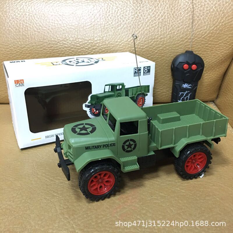 Factory Direct sales two-way remote control military toy car gifts promotional toys