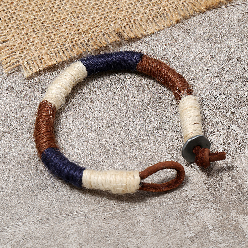 Bohemian Hand-woven Cowhide Bracelet Color Twine Bracelet display picture 3