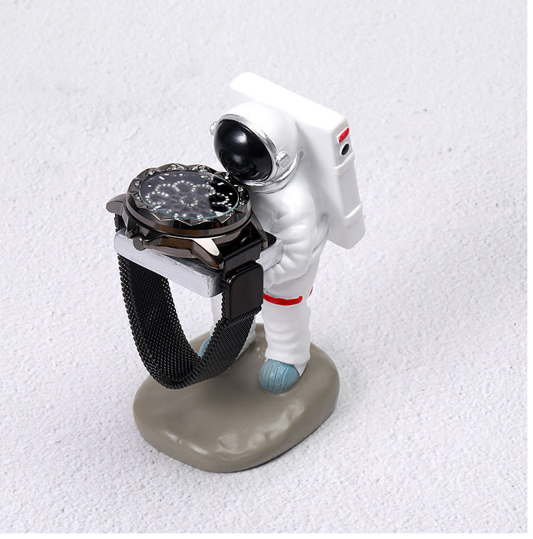 创意手表台老头手表架iwatch座托盘老管家展示架宇航员表台