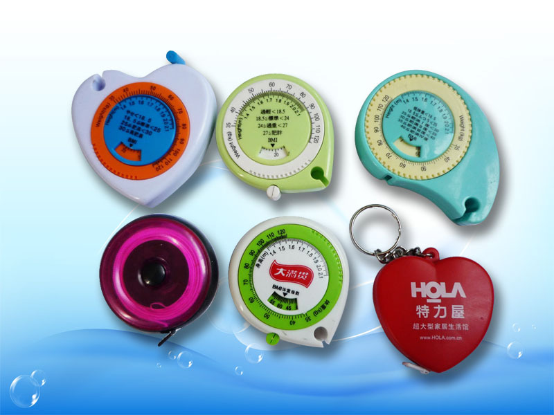 厂家直销 各种自动伸缩软尺卷尺皮尺 可附LOGO特价促销塑料量衣尺