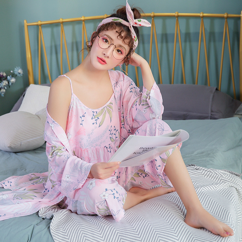 pajamas lady Spring and summer Man-made TSUMUGI camisole trousers robe Three-piece Suite printing Home Furnishings On behalf of