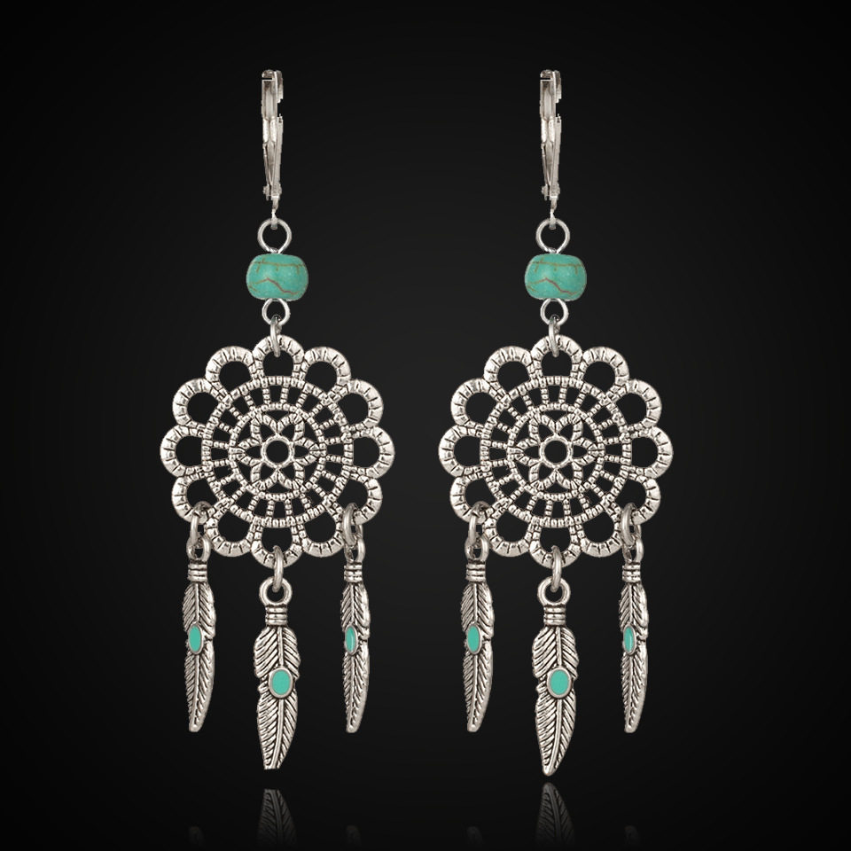 Simple Dream Catcher Leaf Tassel Earrings display picture 2