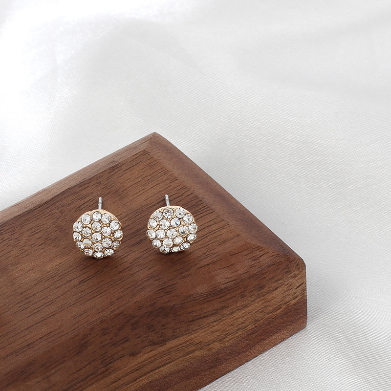 Fashion design jewelry simple geometric round rhinestone Korean wild alloy womens earringspicture4