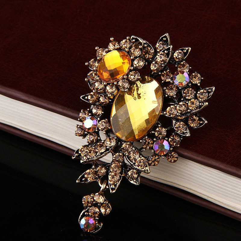 36g Weight Brooches Classification Holiday, Daily Occasion Alloy Material Flower Pattern Women's Gender Plating Design Elegant Style Elegant Pin Flower Alloy Plating Women's Brooches 13
